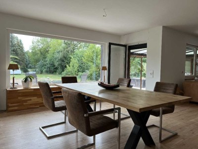 Schönes Haus und mit 4.500 m² Grundstück