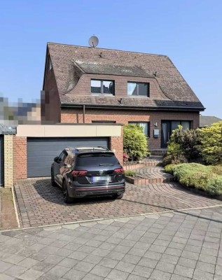 Freistehendes Einfamilienhaus mit Traumgarten im Mönchengladbacher Norden (Bettrath-Hoven)