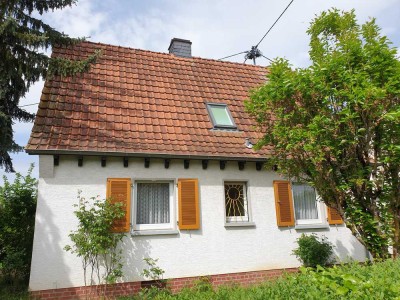 Von Privat! Einfamilienhaus in F-Zeilsheim, mit großem, idyllischem Garten