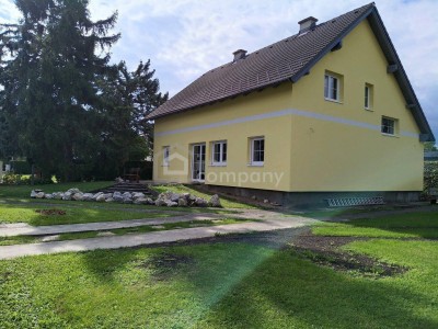 Modernisiertes Einfamilienhaus zum Fertigstellen: Ihr Traumhaus mit riesigem Garten in wunderschöner Lage!