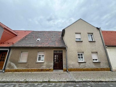 Charmantes Einfamilienhaus mit großem Garten und Ausbaupotenzial in Dessau-Roßlau
