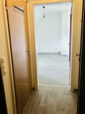 Kleine, feine DG-Wohnung im Zentrum von Witten zu vermieten! FRISCH RENOVIERT!!!