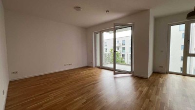 Schicke Neubauwohnung mit Einbauküche + Balkon!