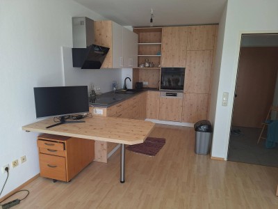 Neue 2-Zimmer Wohnung mit Balkon und Parkplatz