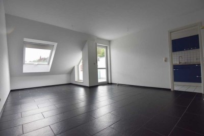 5-Zimmer-Maissonette Wohnung in ruhiger Parkresidenz mit zwei Balkonen und Tiefgaragenstellplatz!