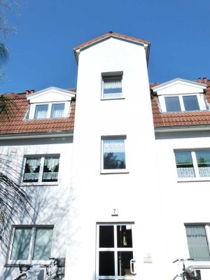 Optimal! Erdgeschoßwohnung mit viel Licht und großer Küche!