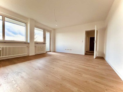 Erstbezug nach Kernsanierung - 3 Zi.-Wohnung mit Balkon und Aufzug -