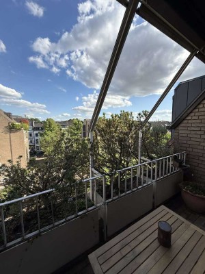 Toplage! Traumwohnung! Moderne 3 Zimmer mit Fernblick, Aufzug, Balkon und TG-Stellplatz!