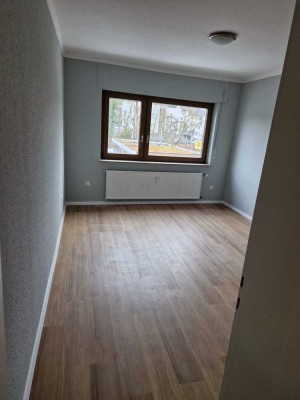 Neugründung einer 4er WG * privater Balkon * Erstbezug nach Sanierung