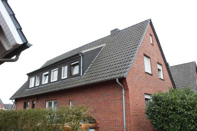 Grosses Zweifamilienhaus in stadtnaher Lage