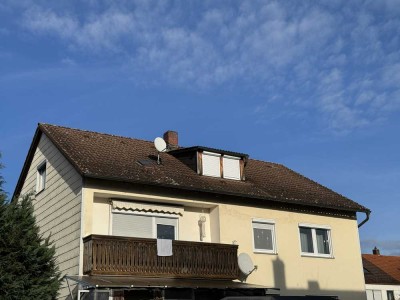 2,5-Zi  Dachgeschosswohnung in Barbing