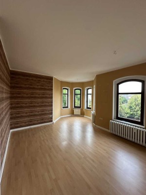 4 Raum-Wohnung mit großem Balkon zu vermieten