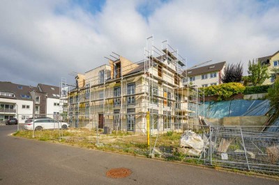 Moderne Dachgeschosswohnung mit Balkon in Velbert