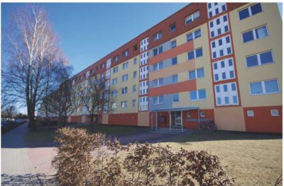 Helle 3-Zimmer-Wohnung im 4. OG mit Stellplatz – Schönwalde I