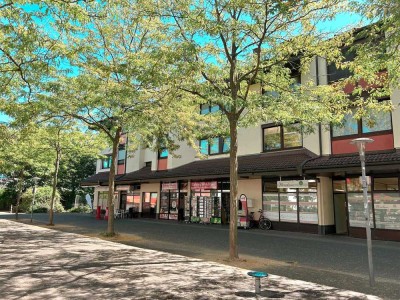 Gepflegte Etagenwohnung mit Terrasse und TG-Stellplatz in Top Lage