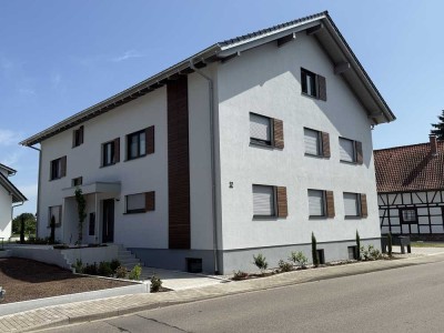 Attraktive und neuwertige 3-Raum-Wohnung mit lux. Innenausstattung mit EBK in Willstätt-Eckartsweier