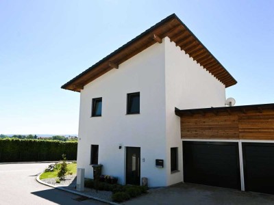 Wow! Stylisches, neuwertiges Einfamilienhaus mit Alpenblick!