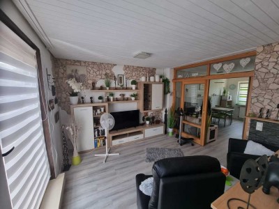Schöne 1,5-Zimmer-Dachgeschosswohnung mit Dachterrasse und EBK in Bad Harzburg