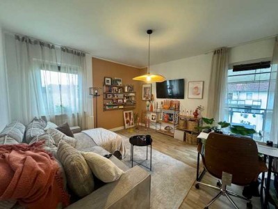 Küchenübernahme möglich, schöne 2-Zimmer-Wohnung in Reisholz