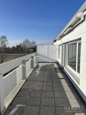 Traumhafte 2 Zimmer-Wohnung mit großer Dachterrasse, Weitblick und Garagenstellplatz