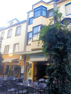 *Stadtmäuse* aufgepaßt! Schöne 1,5 ZKB, EBK, ruhige Hinterlieger-Wohnung in Citylage