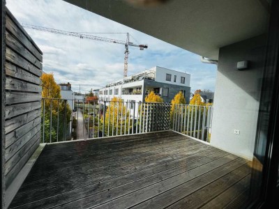 Exklusive, neuwertige 3-Zimmer-Wohnung mit Balkon und Einbauküche in München
