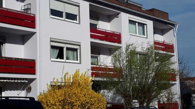 Sehr schöne, lichtdurchflutete 2-Zi-Whg, auch WG, Südbalkon, EBK, stadtnah, Augsburg-Pfersee