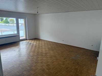 Stilvolle, neuwertige 3-Raum-EG-Wohnung mit EBK in Idstein