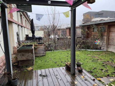 3 Zimmer Erdgeschosswohnung mit Terrasse und Garten in Landau (Stadt)