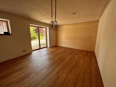 EG Wohnung, Erstbezug mit Südterrasse und kleinem Garten