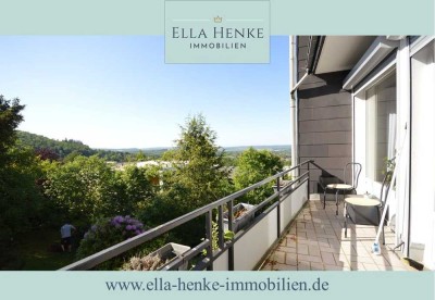 Traumaussicht - Sonnige, großzüigige 2-Zimmer-Wohnung mit großem Balkon in ruhiger Lage...