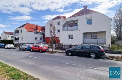 2-Zimmerwohnung im 1. OG mit Loggia
