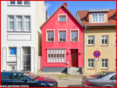 Moderne trifft auf Historie - Charmantes Stadthaus im Herzen der Schleistadt