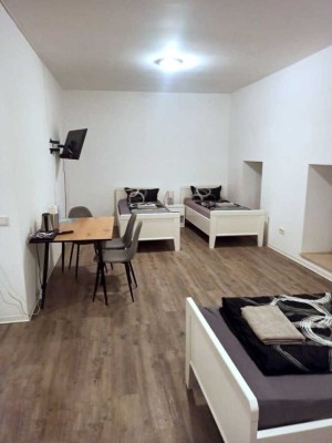 Schöne 4-Bett-Studios für Installateure