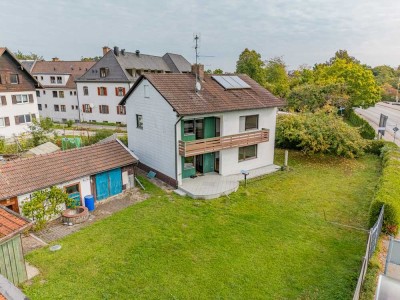 ALTÖTTING / Charmantes Einfamilienhaus auf großem Grundstück in zentraler Lage