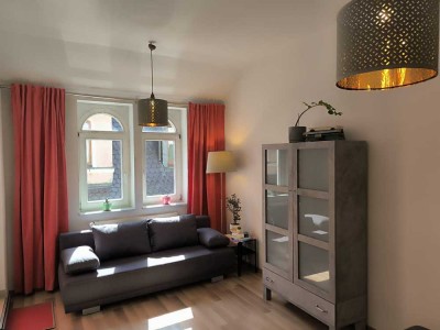 Schöne 2-Zimmer-Wohnung möbliert, mit Balkon und EBK in Halle (Saale)