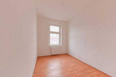 Klein aber fein– Helles WG-Zimmer in freundlicher Wohngemeinschaft
