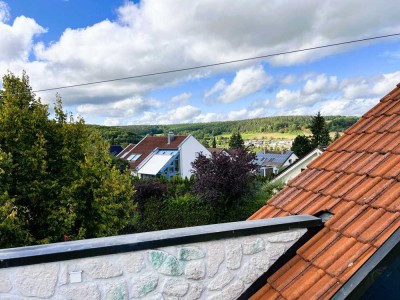 Helle 3,5-Zi-Wohnung mit freiem Blick über Ostelsheim