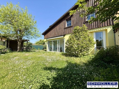 Sonniges, kleines 2 Familien-Haus in Traunufer-Nähe!