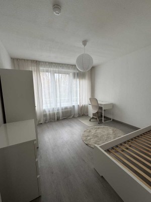 NUR WG ANFRAGEN! 1 Zimmer möbliert ab SOFORT/nach Absprache zu vermieten (Mädels-WG)