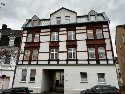 Wohnen im Zentrum: Dachgeschosswohnung mit 2 Zimmern