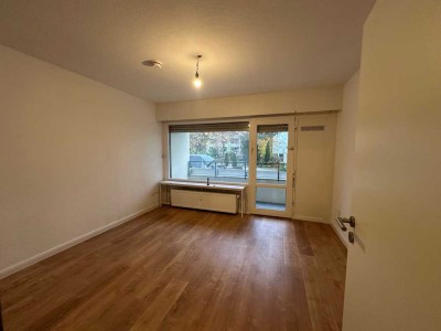 Erstbezug eines renovierten 1-Zimmer -Appartements mit Balkon!