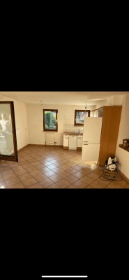 Schöne 3 Zimmer Wohnung mit tollem Balkon