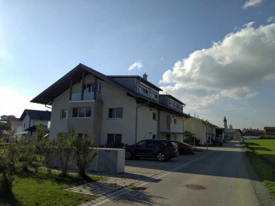 Exklusive, barrierefreie 3-Zimmer-Wohnung mit Balkon