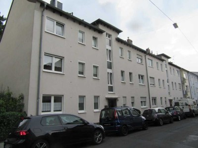 Troisdorf Zentrum 2 Zimmer- Wohnung mit Balkon. Wfl. ca.58,86 m² Inkl. Mansarde