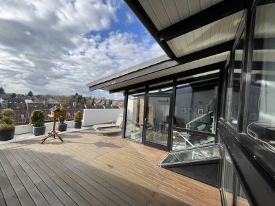 Über den Dächern Gifhorn: Exklusives Split level-Penthouse mit Kamin, Dachgarten, 2 Loggien + Garage