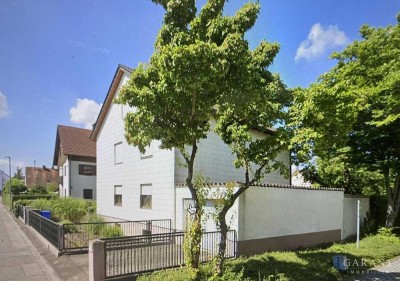 Mehrfamilien-/Generationenhaus mit *Potenzial*!