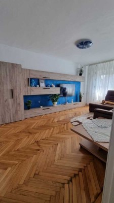 Stilvolle 2-Raum-Wohnung mit Balkon und EBK in Wolfsburg