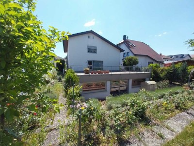 Tolles Einfamilienhaus in begehrter Lage – Groß, gepflegt und sofort bezugsfrei !!