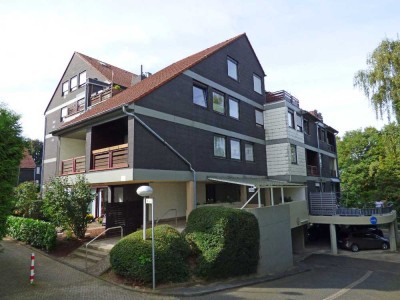 Gemütliche 2-Zimmer-Wohnung mit Einbauküche und Loggia in ruhiger Lage